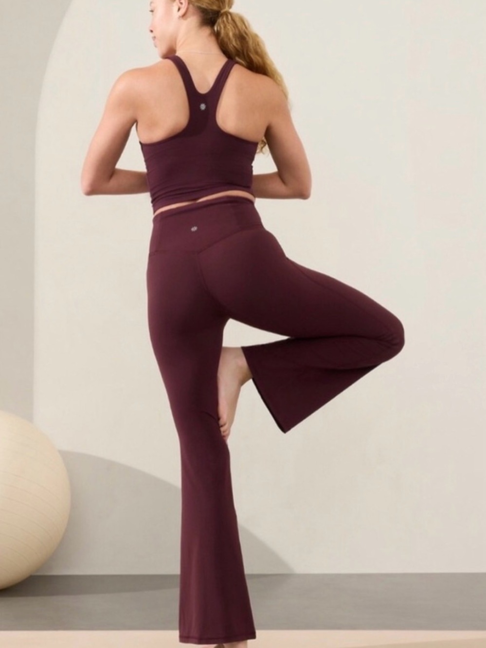 $30 Athleta Elation High-Waist Flare Leggings Deep Plum  Size Large Petite